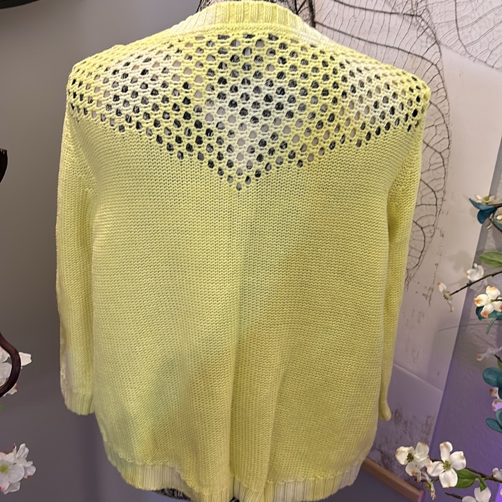 Sweater - Picture 5 of 8